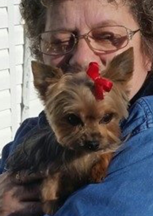 Lady with Doll Face Pup