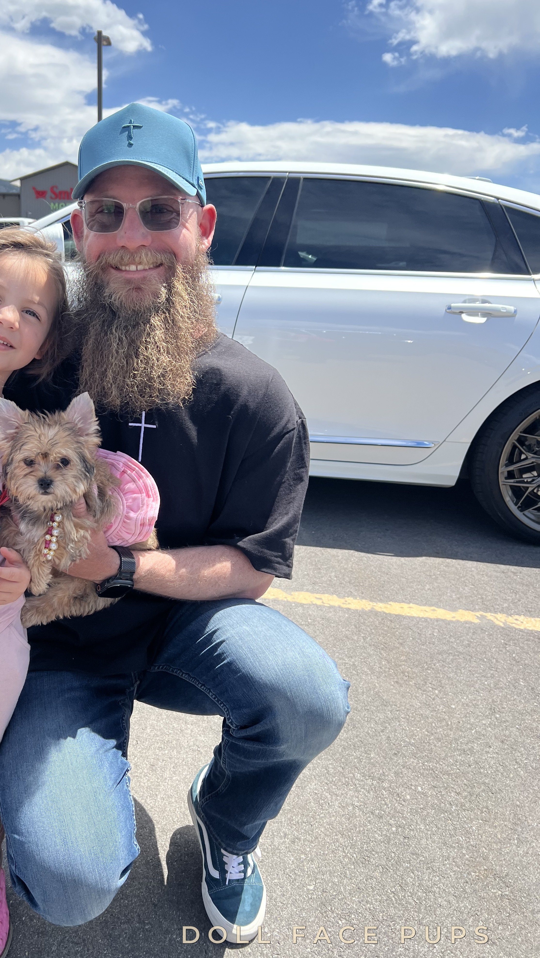 Pickup day smiles — welcome home Willa!